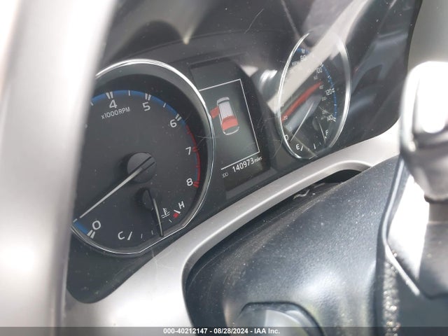Toyota Rav4 Xle 2016 JTMWFREV0GJ095598 Image 16