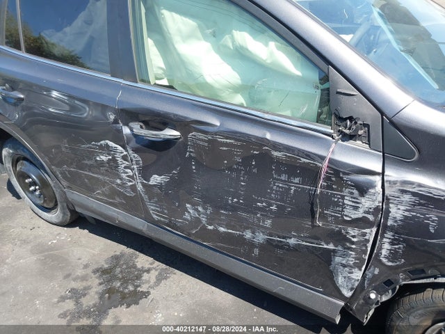 Toyota Rav4 Xle 2016 JTMWFREV0GJ095598 Image 12
