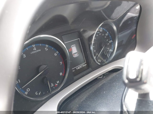 Toyota Rav4 Xle 2016 JTMWFREV0GJ095598 Image 7