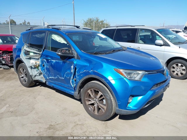 Toyota Rav4 Xle 2018 JTMRFREVXJJ229473 головне зображення
