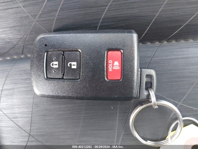 Toyota Prius C Four 2014 JTDKDTB3XE1573981 Image 11