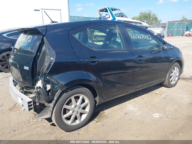 Toyota Prius C Four 2014 JTDKDTB3XE1573981 Image 4