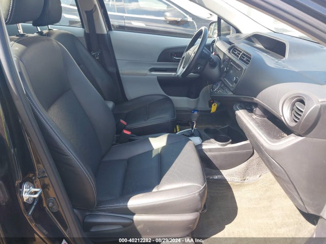 Toyota Prius C Four 2014 JTDKDTB3XE1573981 Image 5