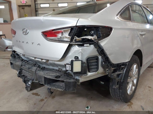 Hyundai SONATA SE 2018 5NPE24AF9JH622286 Image 14