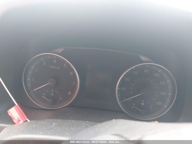 5NPD84LF3HH038421 Hyundai ELANTRA SE