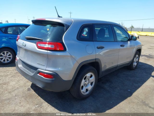 1C4PJMAB7EW286825 Jeep Cherokee Sport
