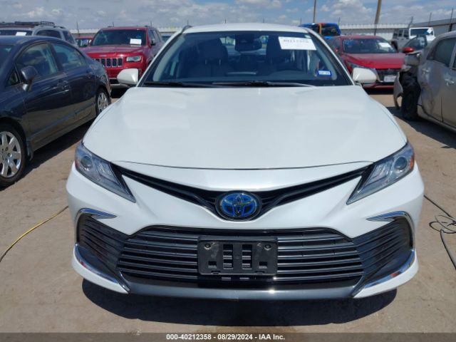 4T1F31AK1NU579633 Toyota Camry Xle Hybrid
