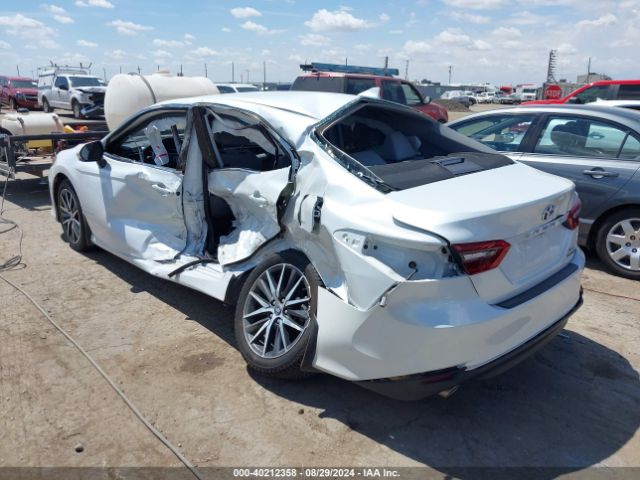 4T1F31AK1NU579633 Toyota Camry Xle Hybrid
