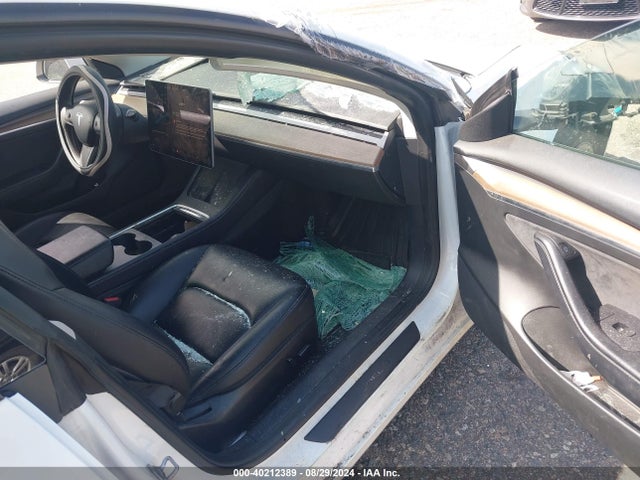 2022 TESLA MODEL 3 5YJ3E1EA4NF155164 Photo 4
