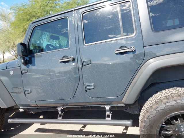 1C4BJWDG8GL270554 Jeep Wrangler Unlimited Sport