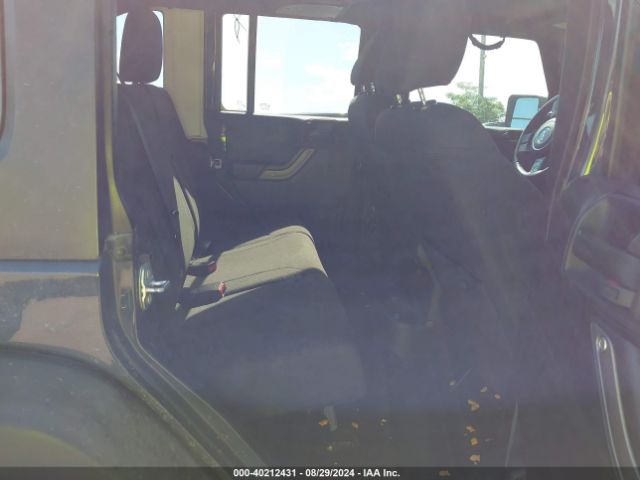 1C4BJWDG8GL270554 Jeep Wrangler Unlimited Sport