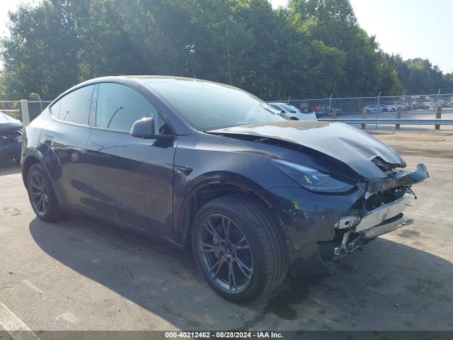 2024 TESLA MODEL Y 7SAYGDED5RF154108 Photo 0