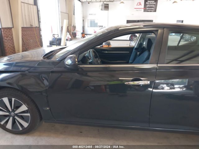 1N4BL4DV3NN332060 Nissan Altima Sv Fwd
