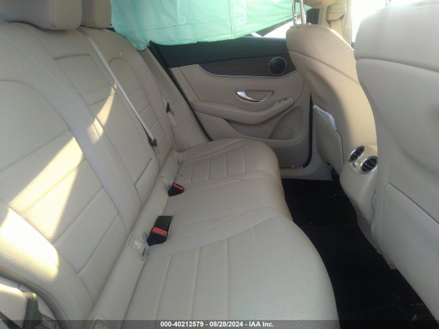 W1N0G8DB8LF770267 Mercedes-Benz GLC 300
