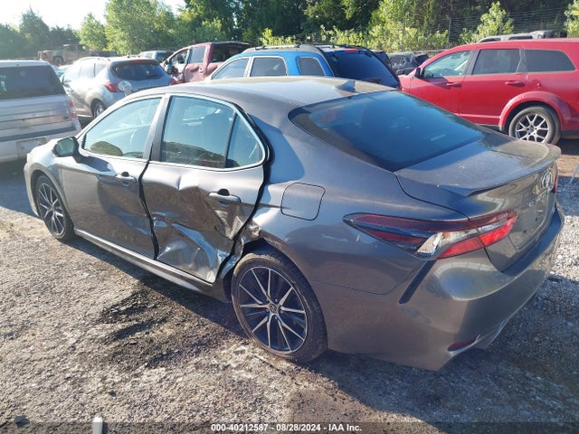 Toyota CAMRY SE 2022 4T1G11AK4NU685830 Image 3