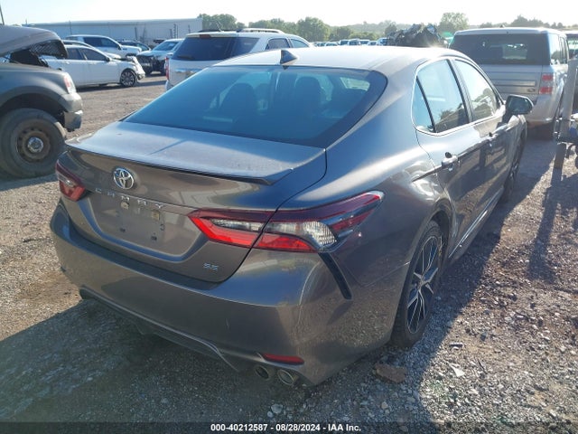 Toyota CAMRY SE 2022 4T1G11AK4NU685830 Image 4