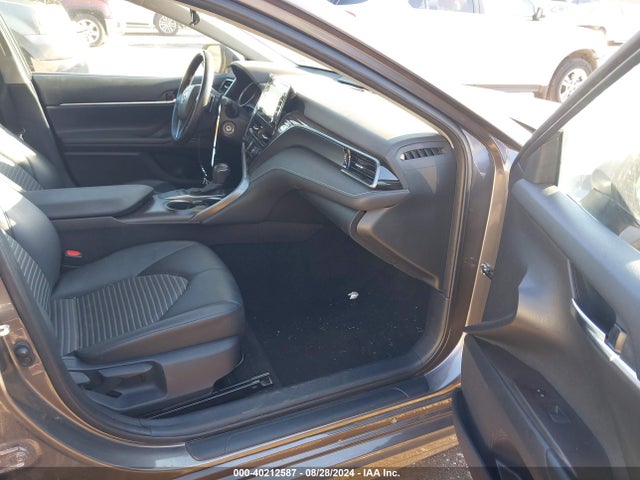 Toyota CAMRY SE 2022 4T1G11AK4NU685830 Image 5