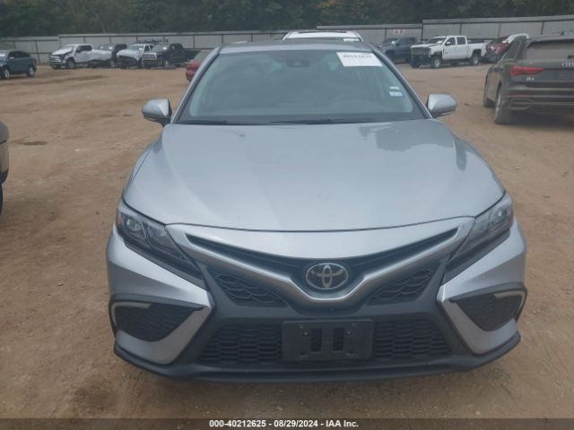 4T1G11AK2RU857312 Toyota Camry Se/se Nightshade