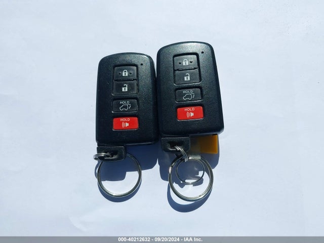 Toyota Highlander Xle 2018 5TDJZRFH4JS804439 Image 11