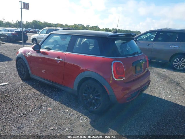 2015 MINI HARDTOP WMWXP7C55F2A61108 Photo 2
