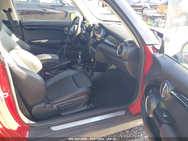 2015 MINI HARDTOP WMWXP7C55F2A61108 Photo 4