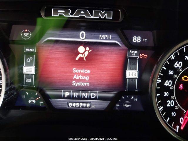 1C6SRFFT0NN244557 RAM 1500 Big Horn  4x4 5'7 Box