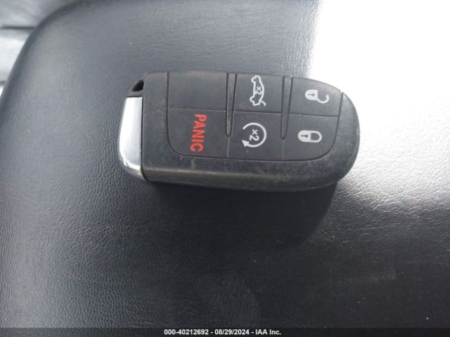2C3CCARG9FH803375 Chrysler 300 Limited