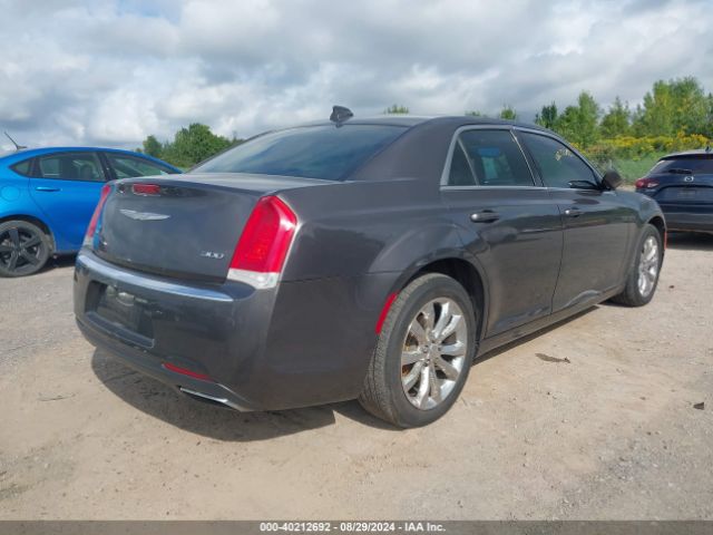 2C3CCARG9FH803375 Chrysler 300 Limited