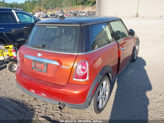2012 MINI COOPER WMWSU3C50CT257150 Photo 3