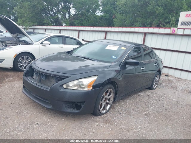 Nissan Altima 2.5 S 2014 1N4AL3AP0EN214141 Image 2