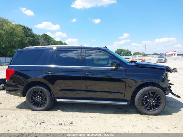 1FMJU1HT2NEA13951 Ford Expedition Xlt