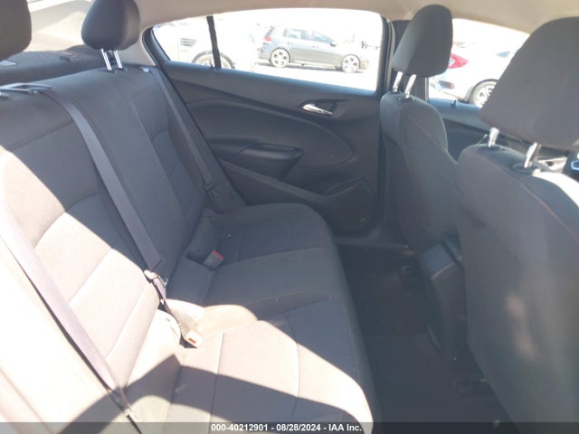 40212901 :رقم المزاد ، 1G1BC5SM8H7208314 vin ، 2017 Chevrolet Cruze Ls Auto مزاد بيع