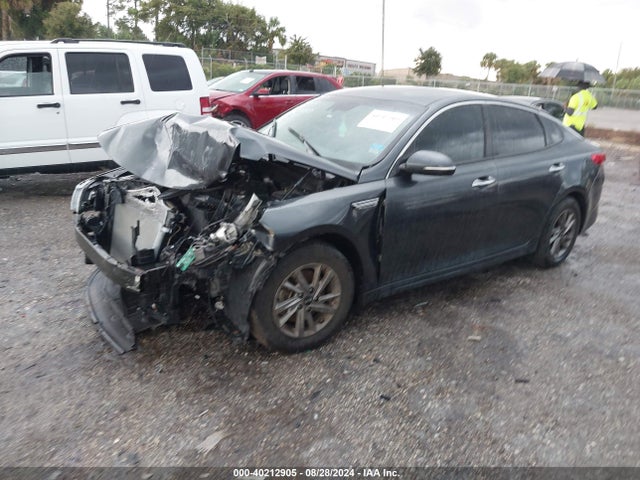 KIA Optima Lx 2020 5XXGT4L35LG394570 Image 2