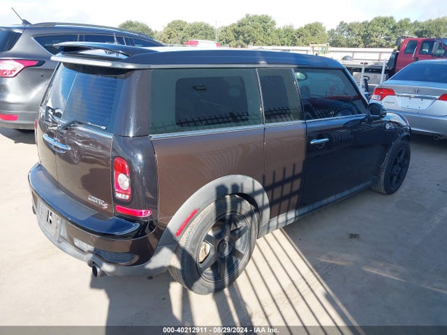 2009 MINI COOPER S CLUBMAN WMWMM335X9TP74540 Photo 3