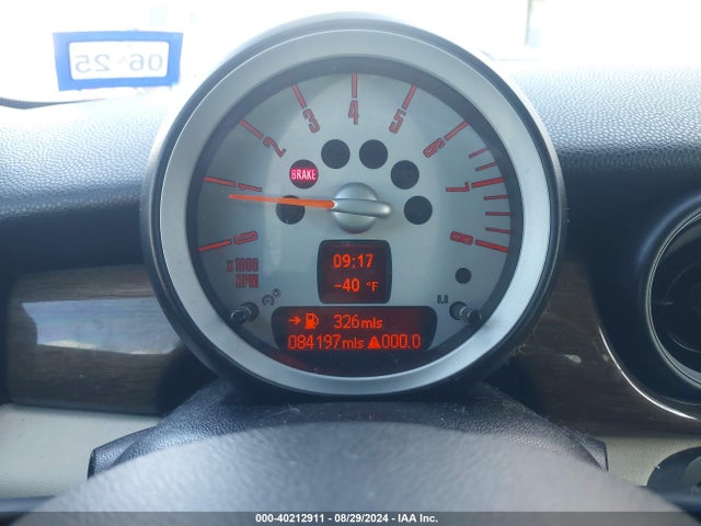 2009 MINI COOPER S CLUBMAN WMWMM335X9TP74540 Photo 6