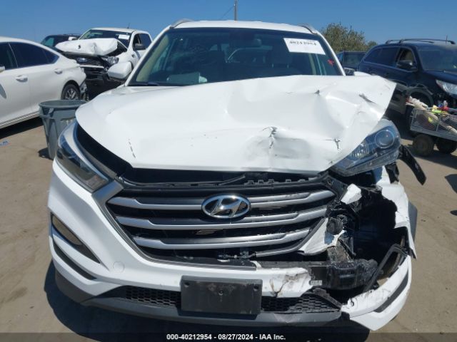 KM8J33A49JU817102 Hyundai TUCSON SEL