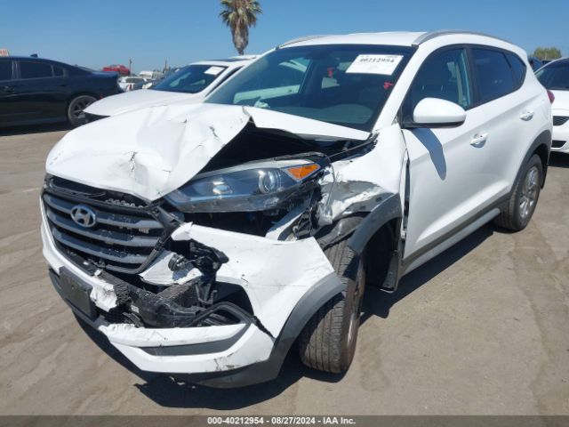 KM8J33A49JU817102 Hyundai TUCSON SEL