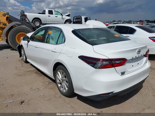 Toyota CAMRY LE 2021 4T1C11AK8MU464826 Image 3