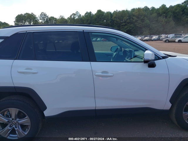 Toyota Rav4 Xle 2023 2T3W1RFV1PW294268 Image 13