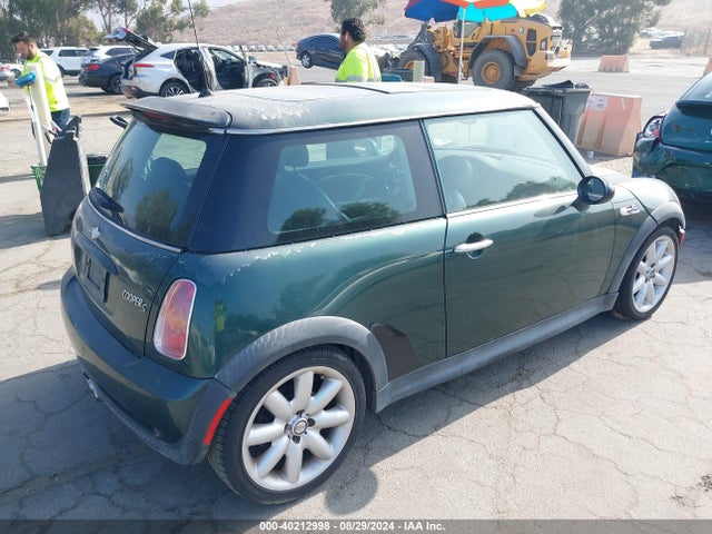 2004 MINI COOPER S WMWRE334X4TD89310 Photo 3