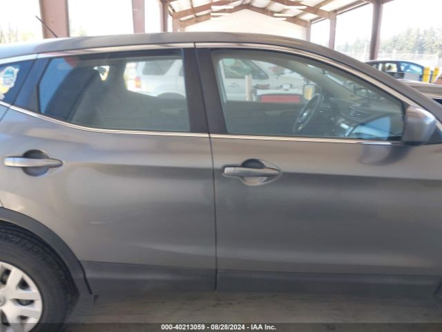 JN1BJ1CR8KW340988 Nissan Rogue Sport S