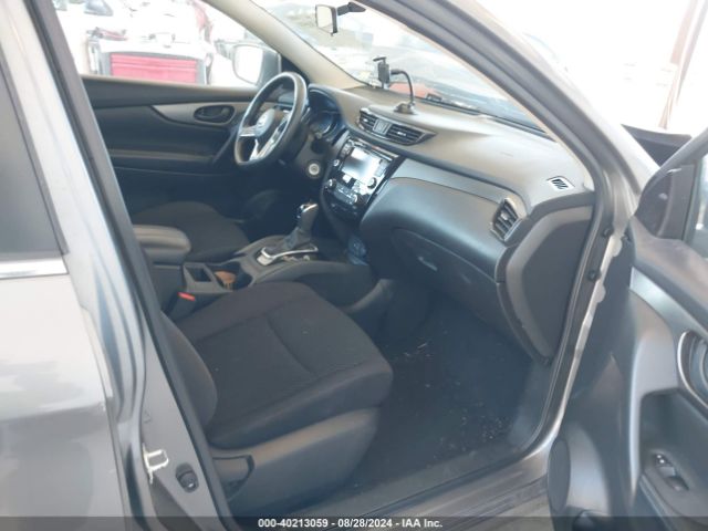 JN1BJ1CR8KW340988 Nissan Rogue Sport S