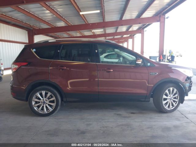 1FMCU9J9XJUB61366 Ford Escape Titanium