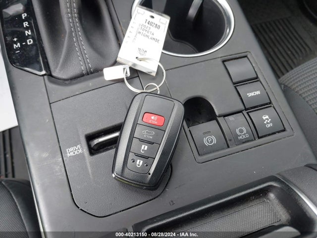 Toyota Highlander Le 2023 5TDKDRAH2PS521492 Image 11