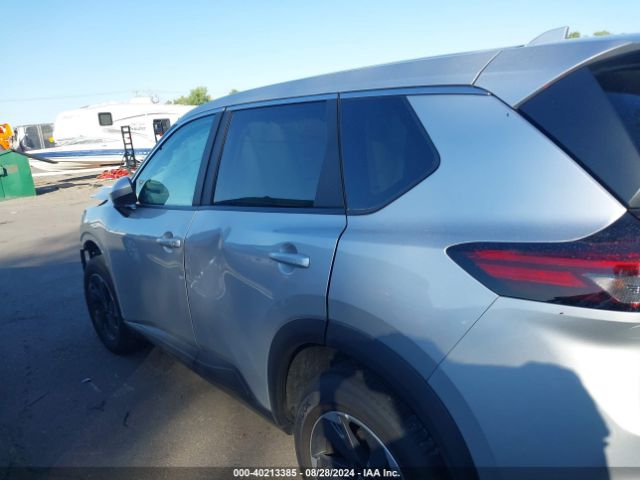 5N1BT3BB3RC702918 Nissan Rogue Sv Intelligent Awd