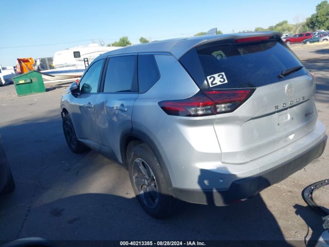5N1BT3BB3RC702918 Nissan Rogue Sv Intelligent Awd