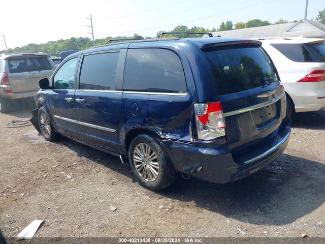 2C4RC1CG5GR189595 Chrysler Town & Country Touring-l Anniversary Edition