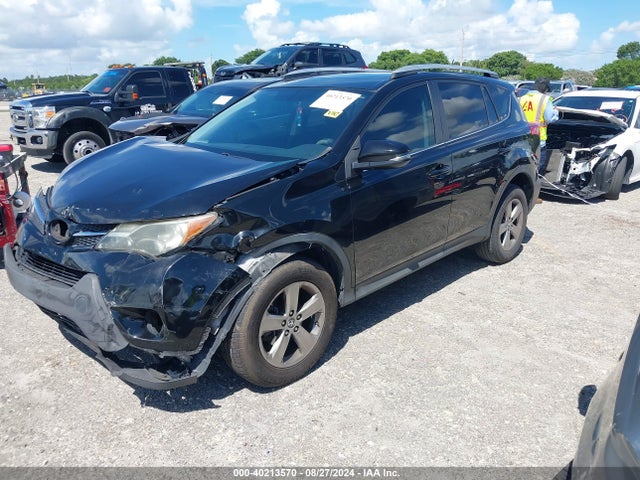 Toyota Rav4 Xle 2015 2T3WFREV7FW146370 Image 2
