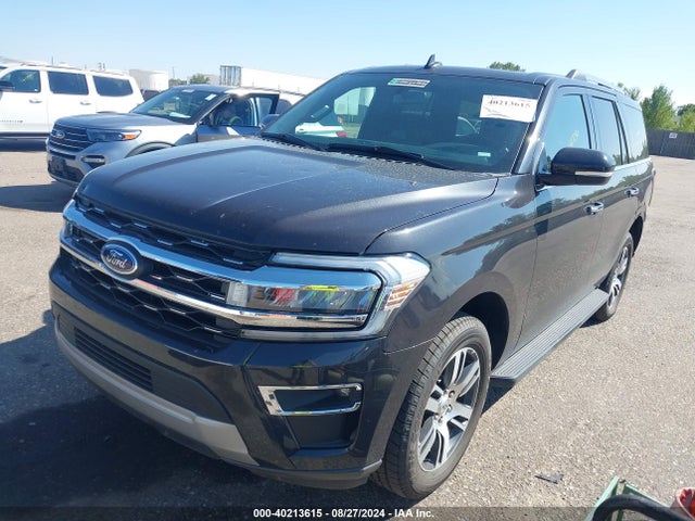 Ford Expedition Limited 2024 1FMJU1K89REA34595 Image 2