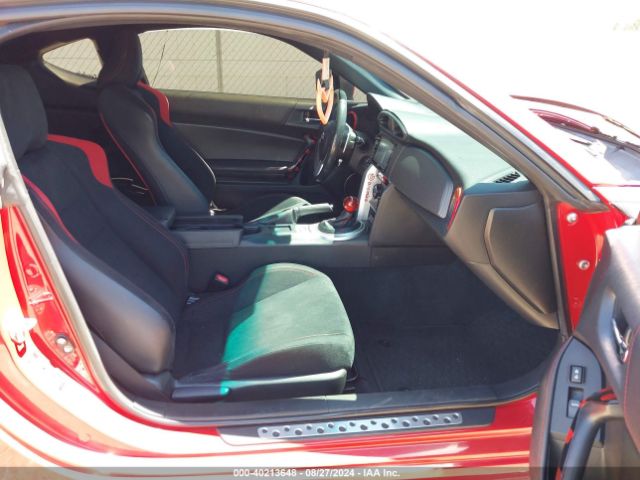 JF1ZNAA18G8703305 Scion FR-S
